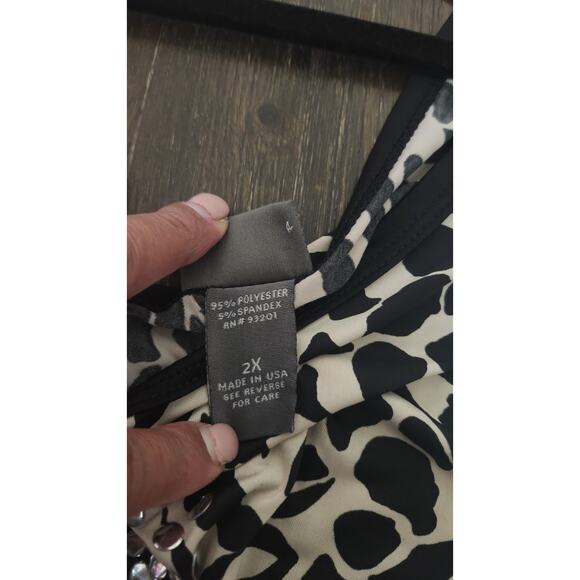 Dots Woman's Blouse Animal Print Black White Embellished Flowy Plus Top Size 2X - Picture 7 of 10